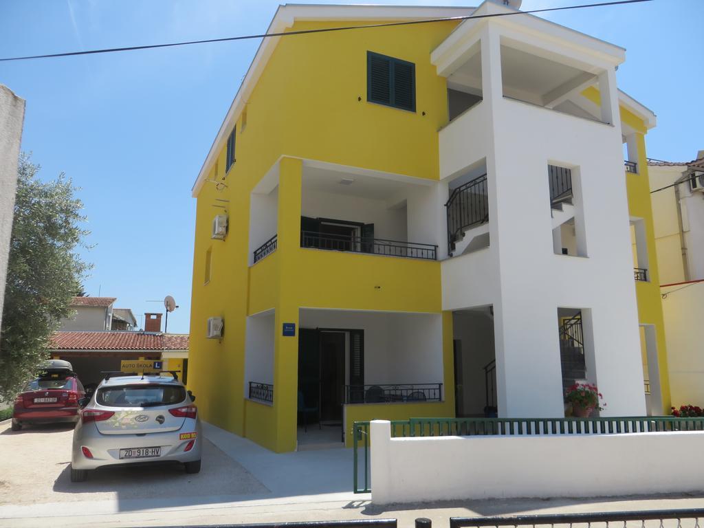 Apartments Luka Pakostane Exterior photo